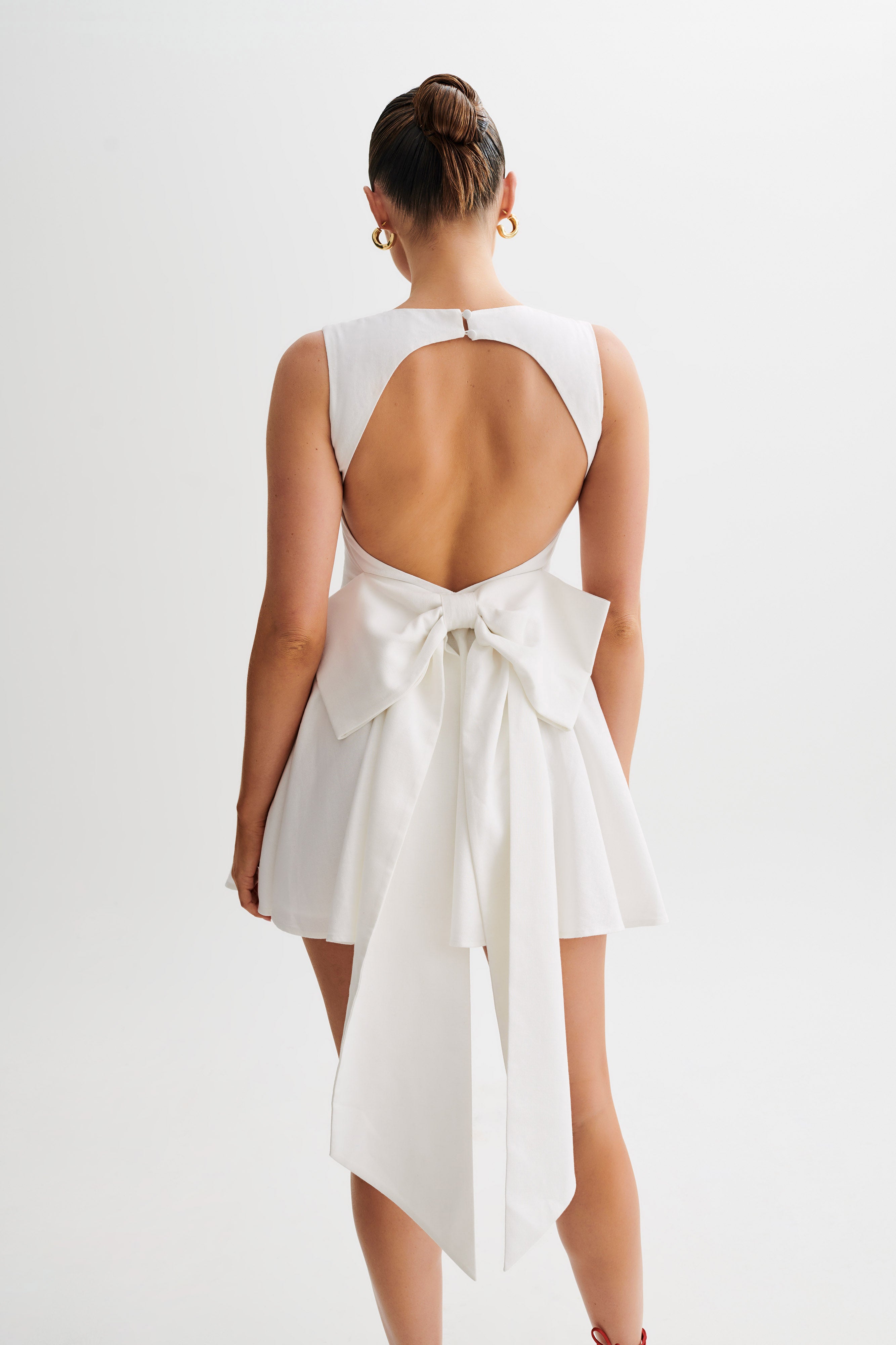 Marcella Linen Bow Back Mini Dress - White-My Chic Way.All Rights Reserved