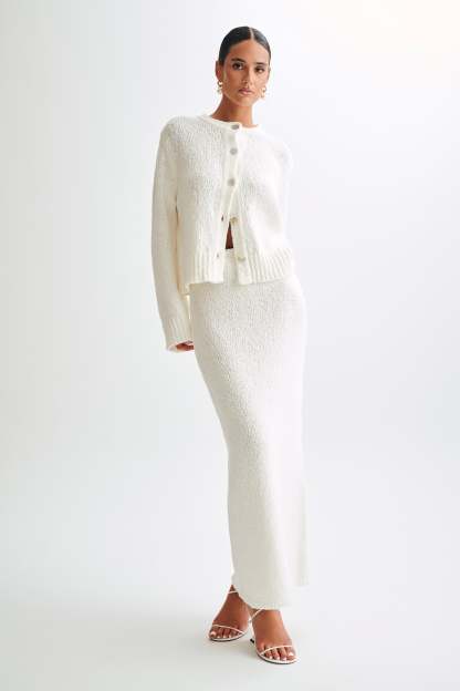 Moira Oversized Boucle Cardigan - White-My Chic Way.All Rights Reserved