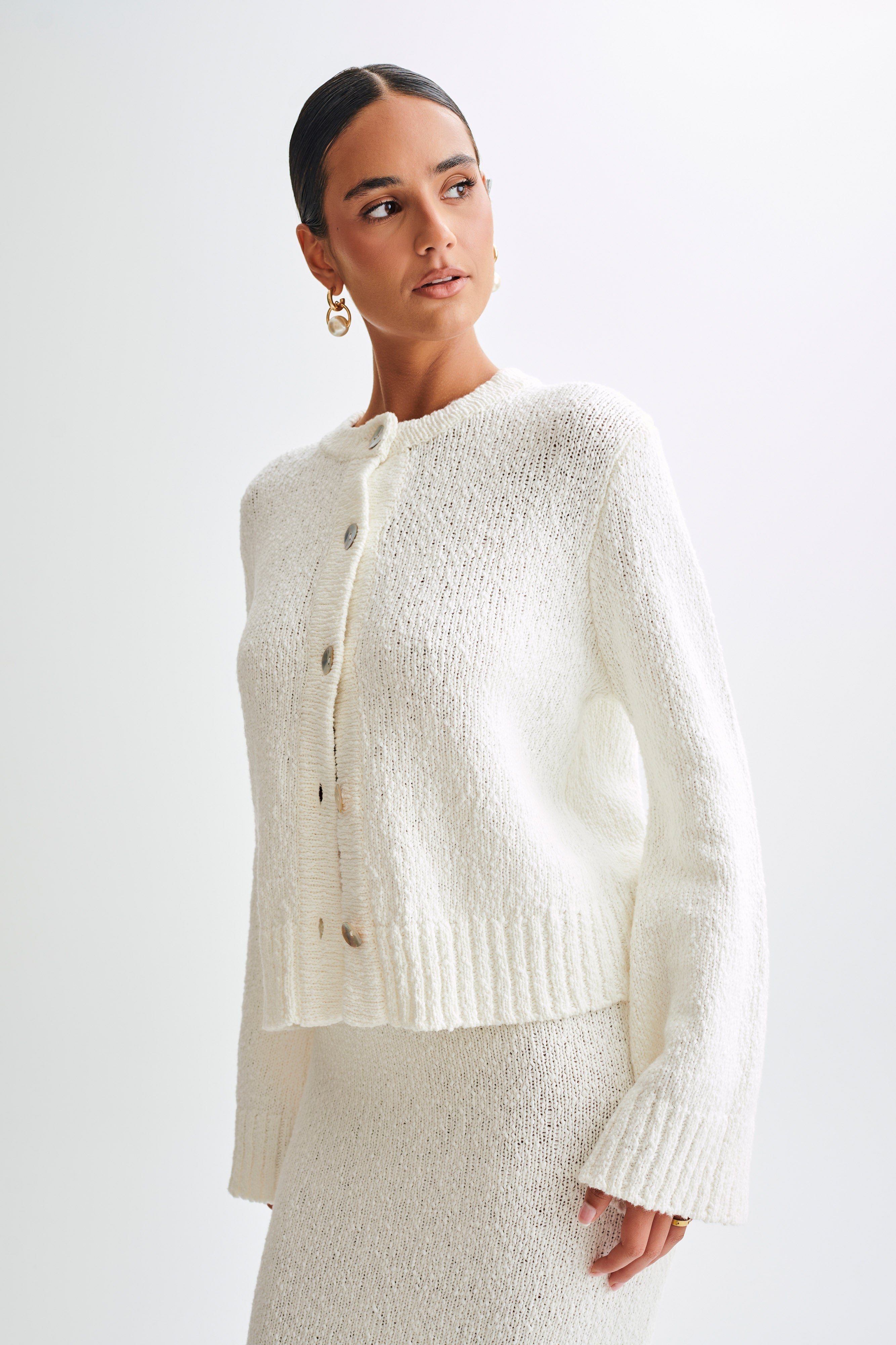 Moira Oversized Boucle Cardigan - White-My Chic Way.All Rights Reserved