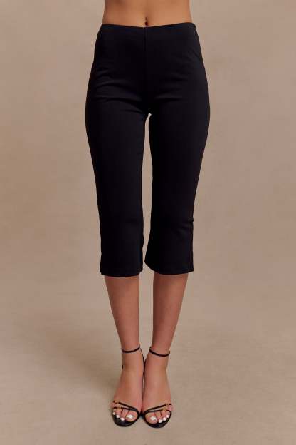 Layla Flared Crepe Capri Pants - Black-My Chic Way.All Rights Reserved