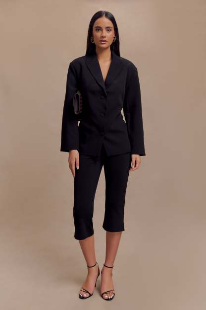 Layla Flared Crepe Capri Pants - Black-My Chic Way.All Rights Reserved