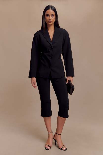 Layla Flared Crepe Capri Pants - Black-My Chic Way.All Rights Reserved
