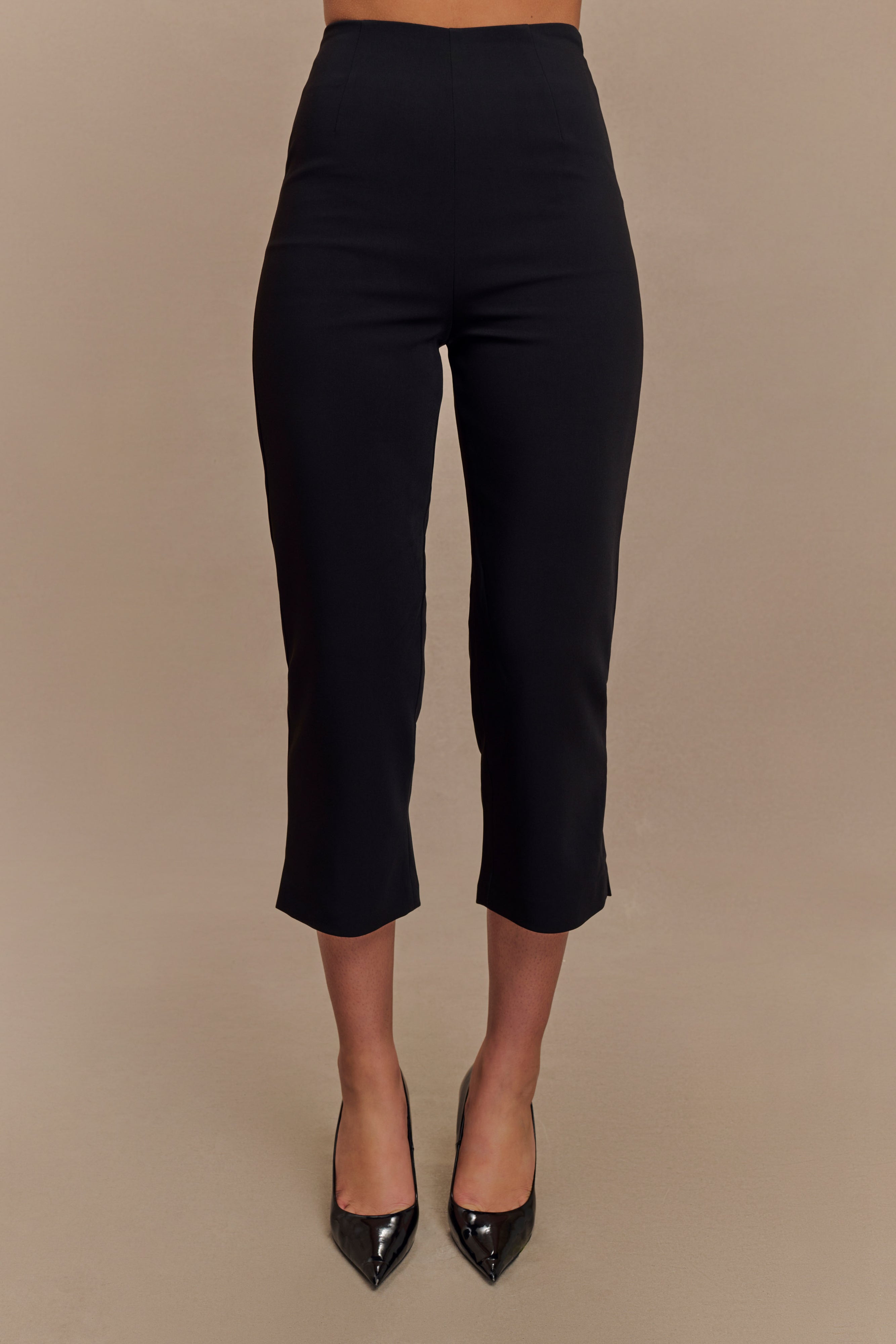 Nola Suiting Capri Pants - Black-My Chic Way.All Rights Reserved