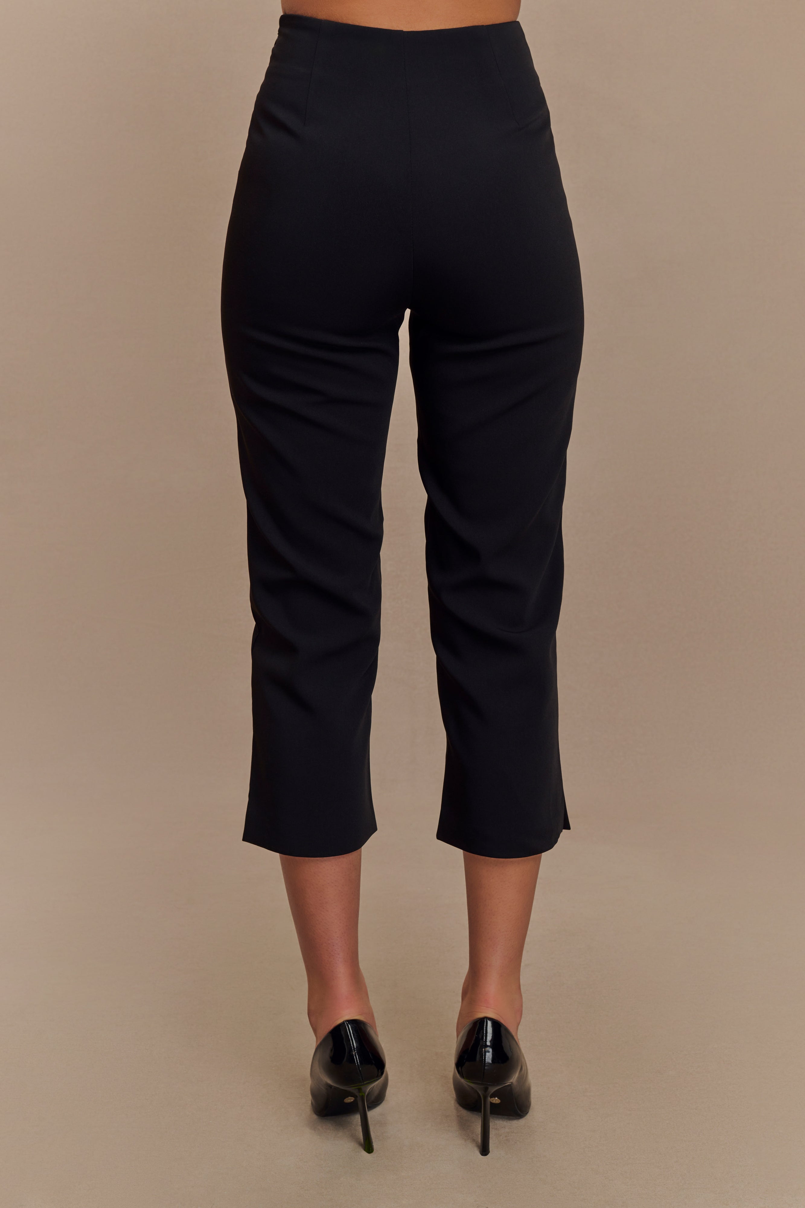 Nola Suiting Capri Pants - Black-My Chic Way.All Rights Reserved