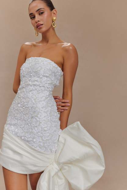Franka Strapless Bow Mini Dress - White-My Chic Way.All Rights Reserved