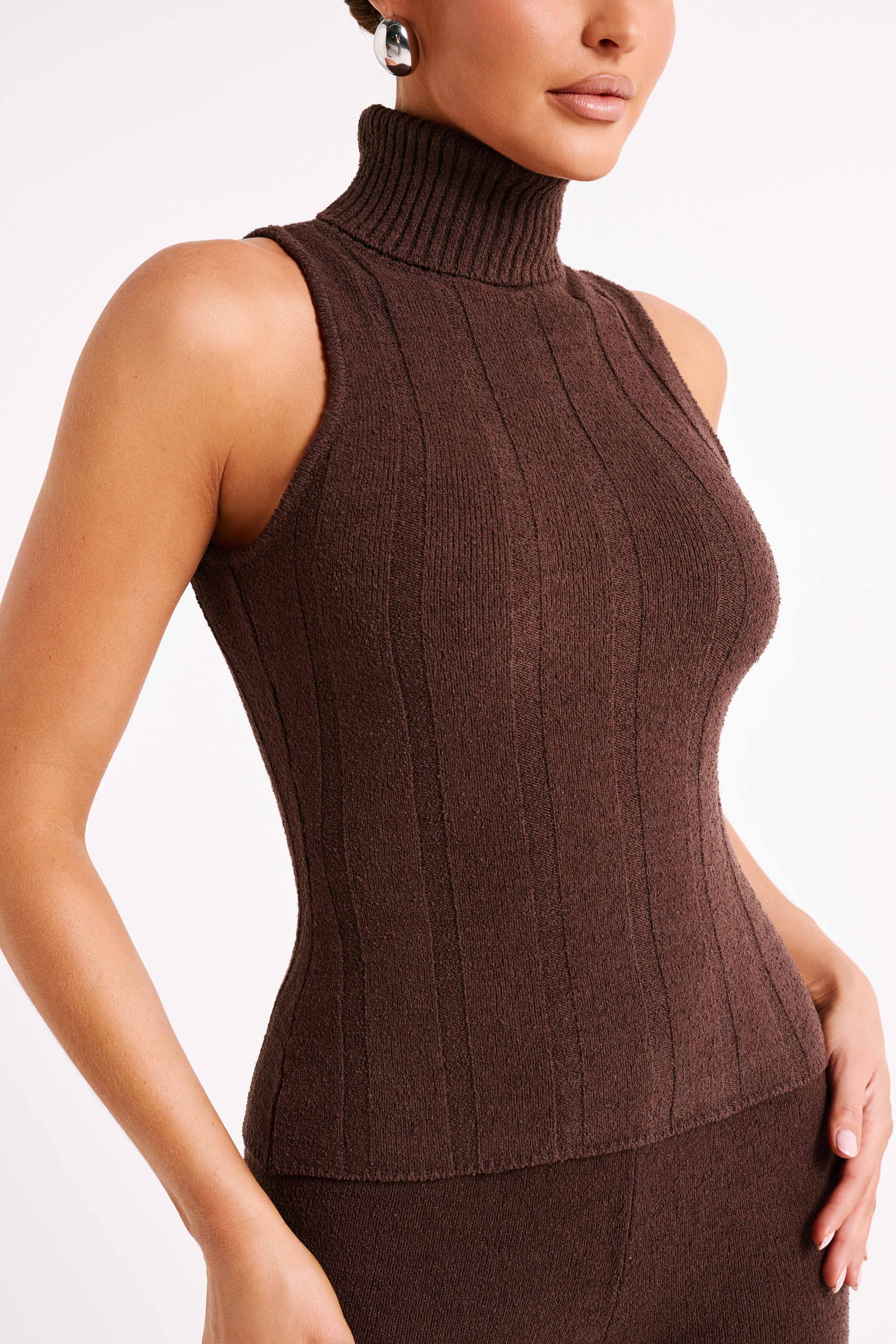 Angelina Ribbed Turtleneck - Chocolate-My Chic Way.All Rights Reserved