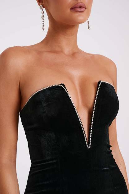 Elysia Velvet Mini Dress - Black-My Chic Way.All Rights Reserved