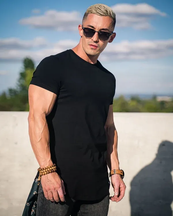 👕TRICOU CU CROIALĂ ESENȚIALĂ