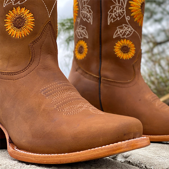 Women's Sunflower Boots Short Boots Embroidered Slope Heeled Casual Boots