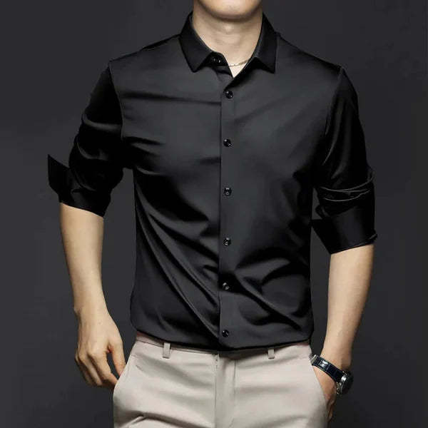 Classic breathable, comfortable and wrinkle-resistant men's shirt