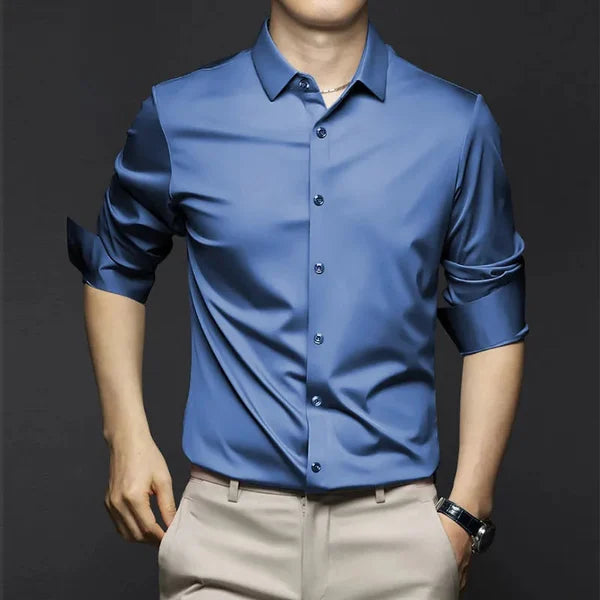 Classic breathable, comfortable and wrinkle-resistant men's shirt
