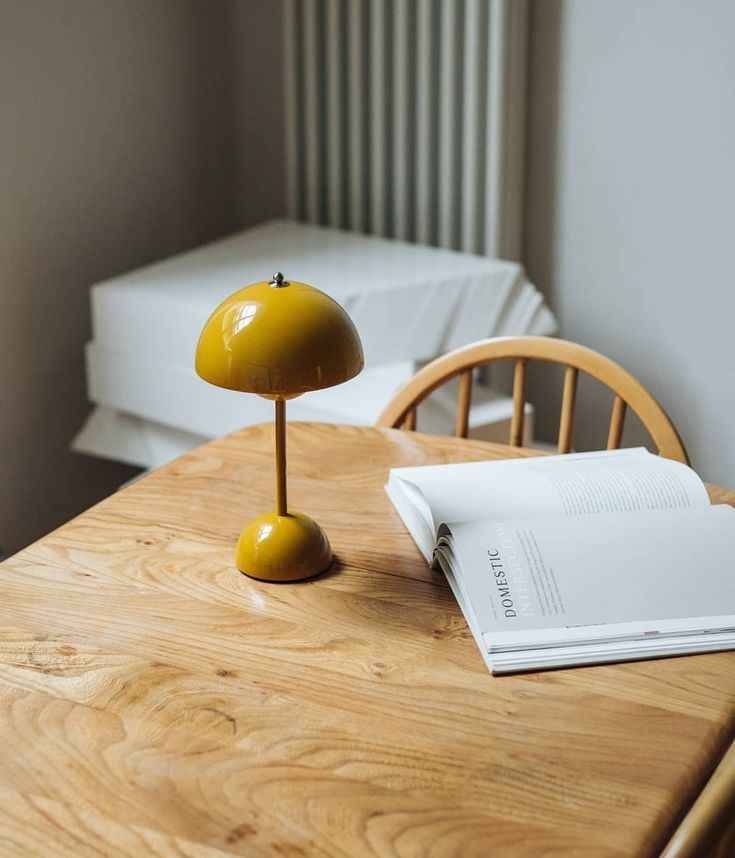 Modern Bud Macaron Rechargeable Table Lamp