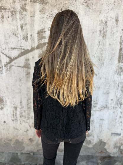 Blazer made of continuous lace mesh