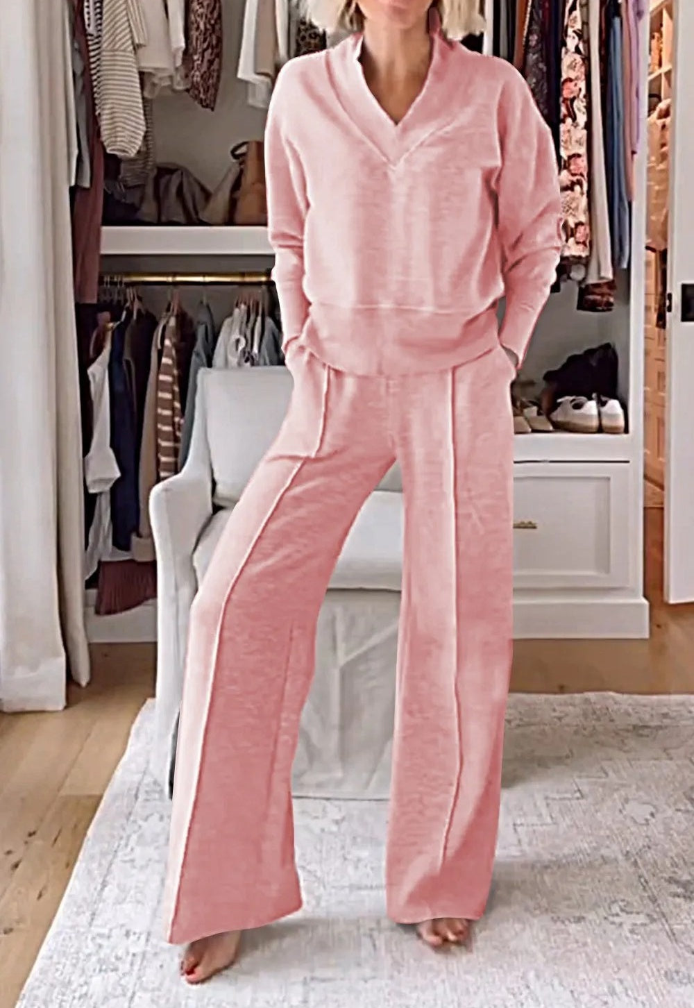 Women's Solid Color V-neck Top & Pants Two-piece Set