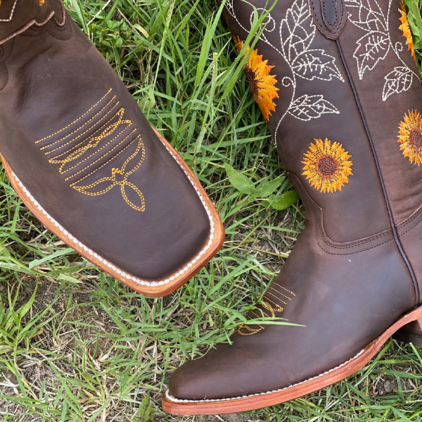Women's Sunflower Boots Short Boots Embroidered Slope Heeled Casual Boots