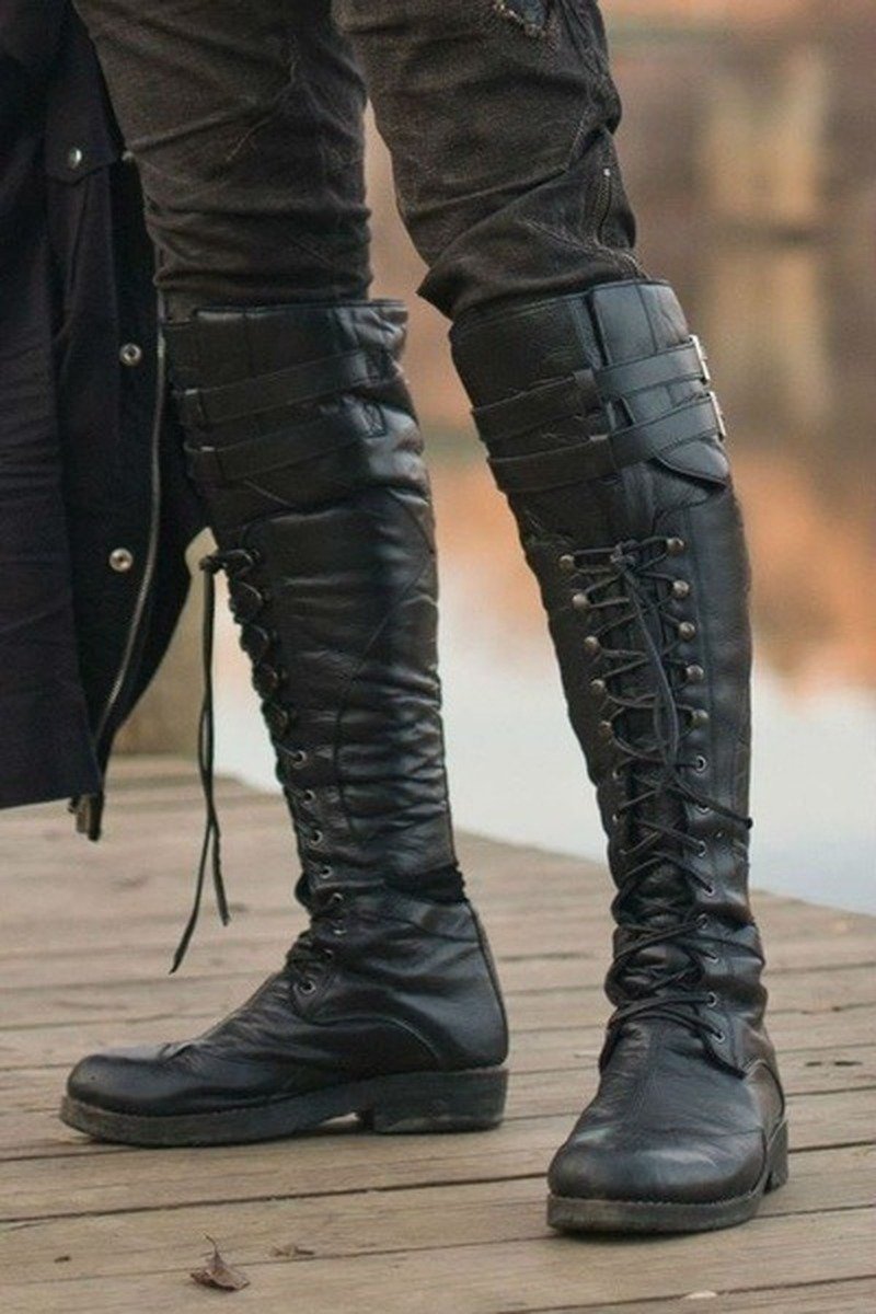 Men's Medieval Knee High Boots Cross Strap Lace Up Shoes Flat Cool Moto Boots Tall Renaissance Boots Fall Winter