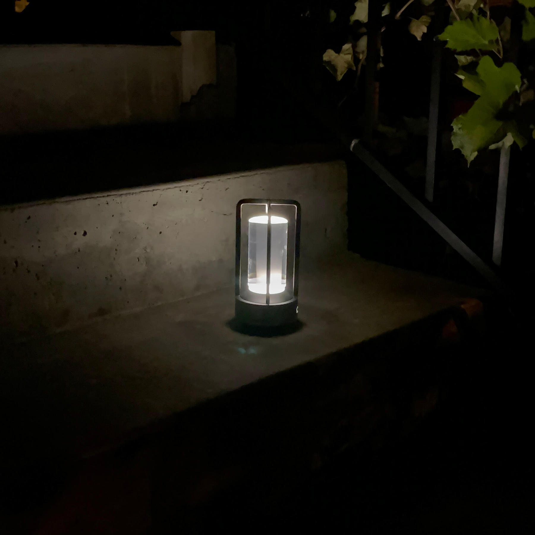 Vintage Cordless LED Lantern Lamp