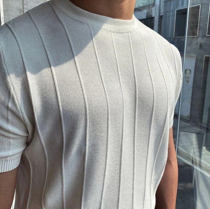 Mens round neck knitted T-shirt