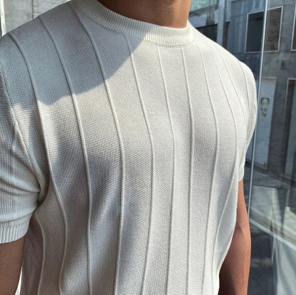 Mens round neck knitted T-shirt
