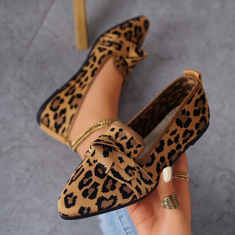 Bow Contrast Trim Point Toe Loafers