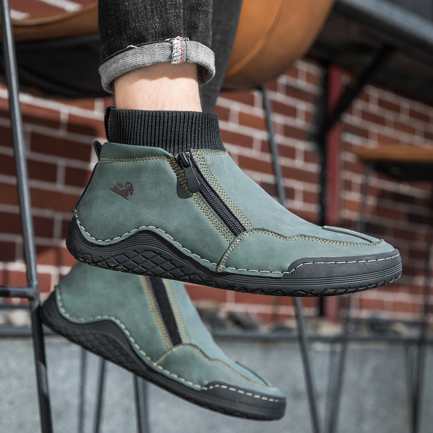 🔥On This Week Sale 70% OFF🔥Men's Casual Sneakers - Breathable Synthetic Upper, Non-Slip Rubber Sole, Comfortable Fabric Lining for Walking & Driving