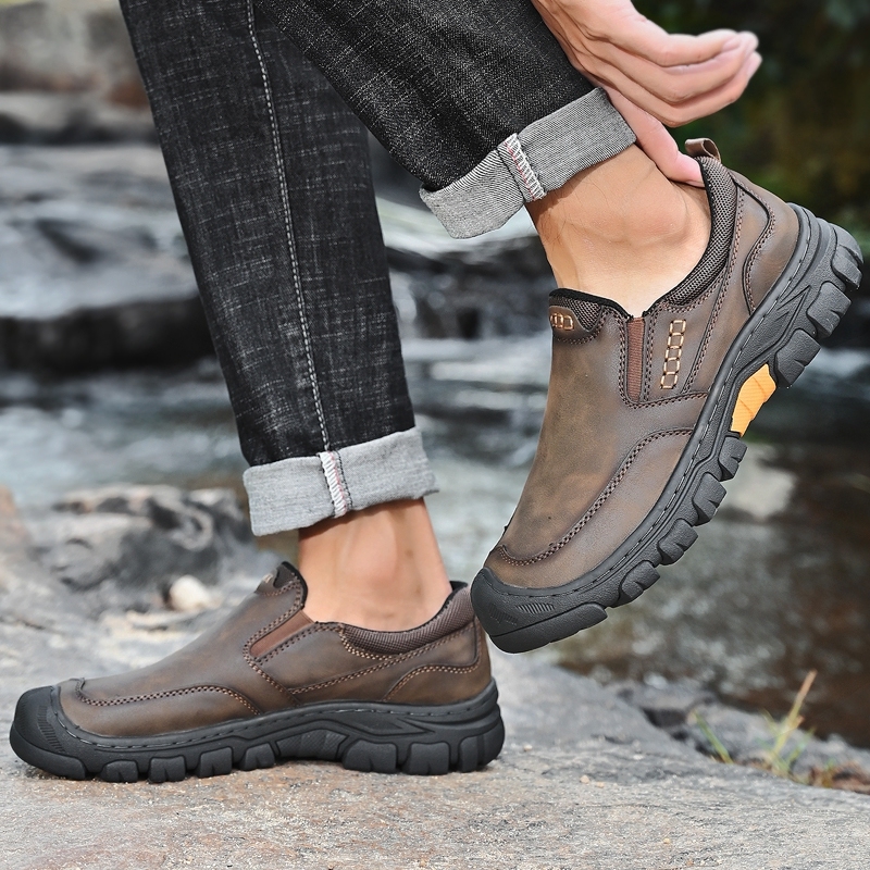 ⏰Promotion - 50% OFF🔥 Men's Wide Toe Slip-On Leather Loafers | Arch Support & Anti-Collision Outdoor Shoes