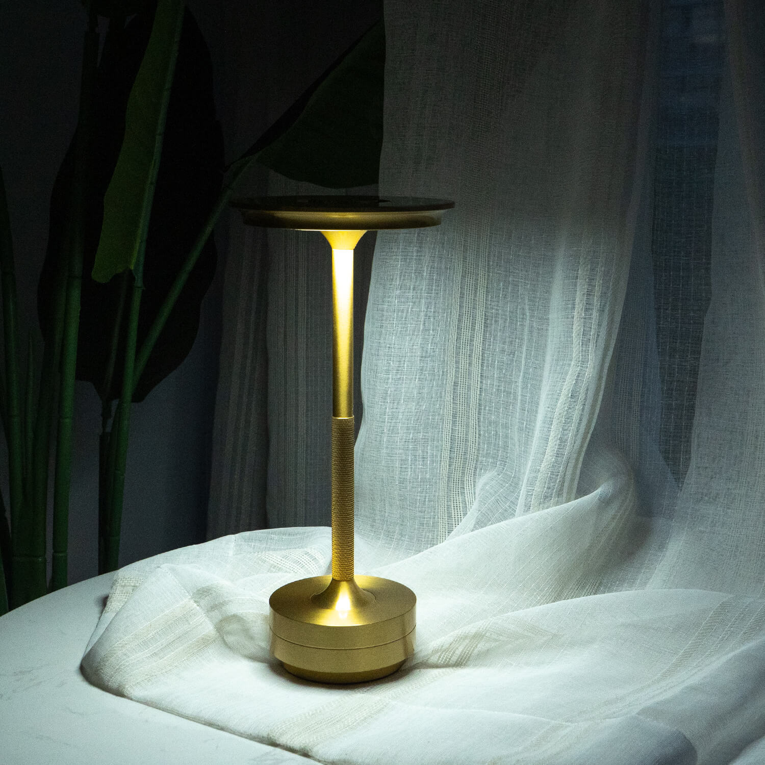 Minimal Metallic Cordless Table Lamp