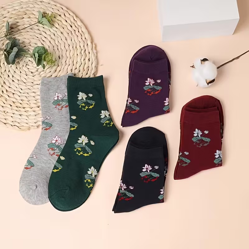 5 Pairs of Women's Mid-Calf Jacquard Design Socks
