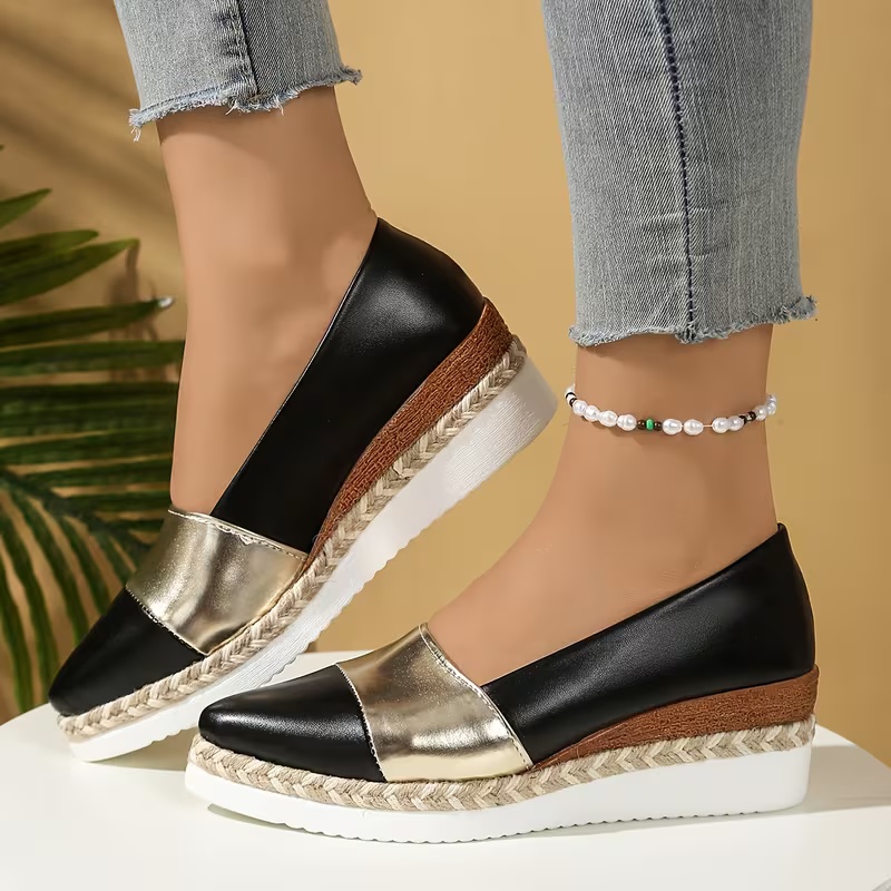Women's Pointed Toe Platform Loafers