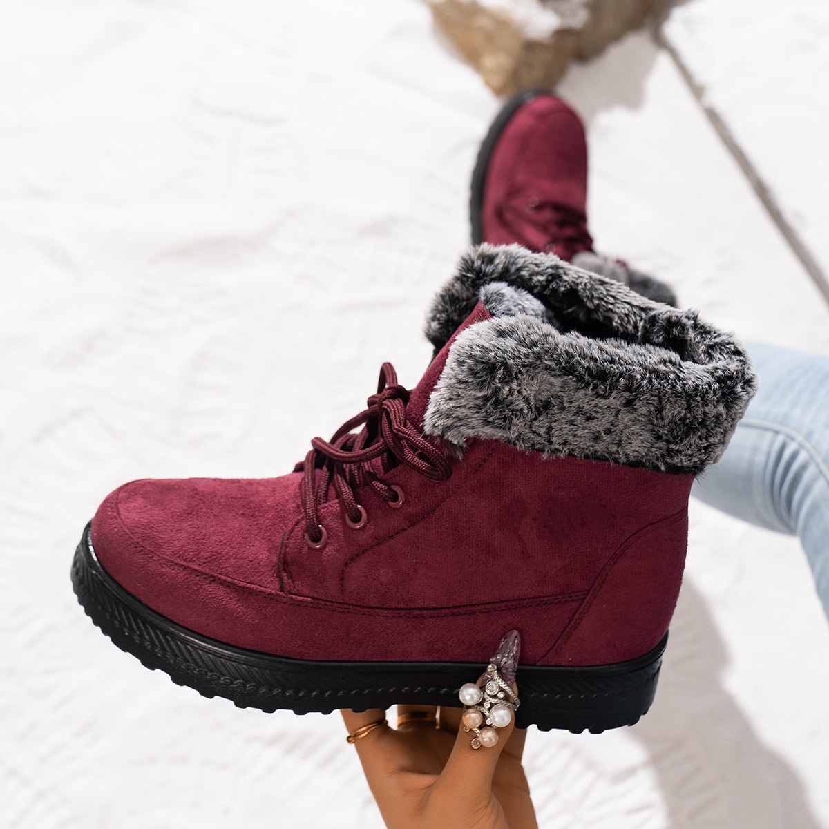 Women's Warm Lined Interior Breathable Winter Boots