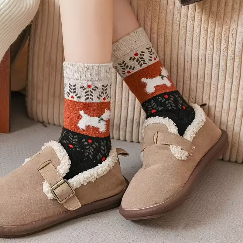 5 Pairs Women's Winter Mid-Calf Dog Print Knit Socks