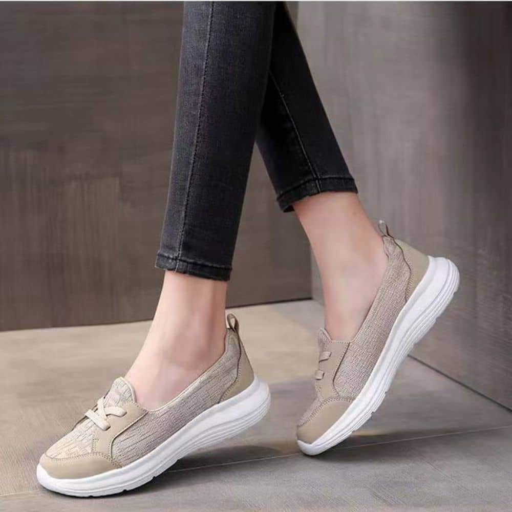 Women Breathable Slip-on Arch Support Shoes
