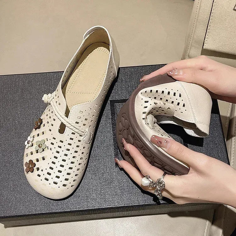 Women's Cutout Moccasin Retro Shoes