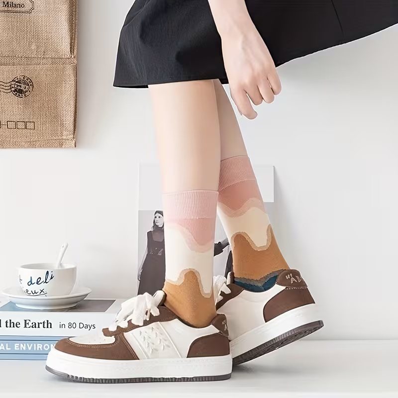 5 Pairs Of Mid-Tube Women's Contrast Color Stitching Oil Painting Socks