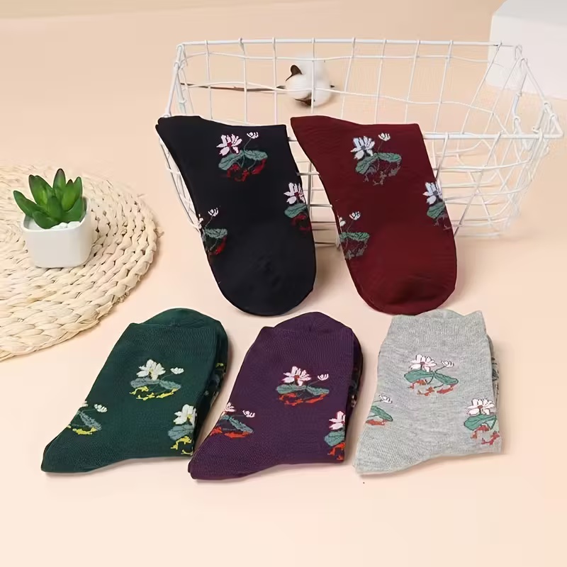 5 Pairs of Women's Mid-Calf Jacquard Design Socks