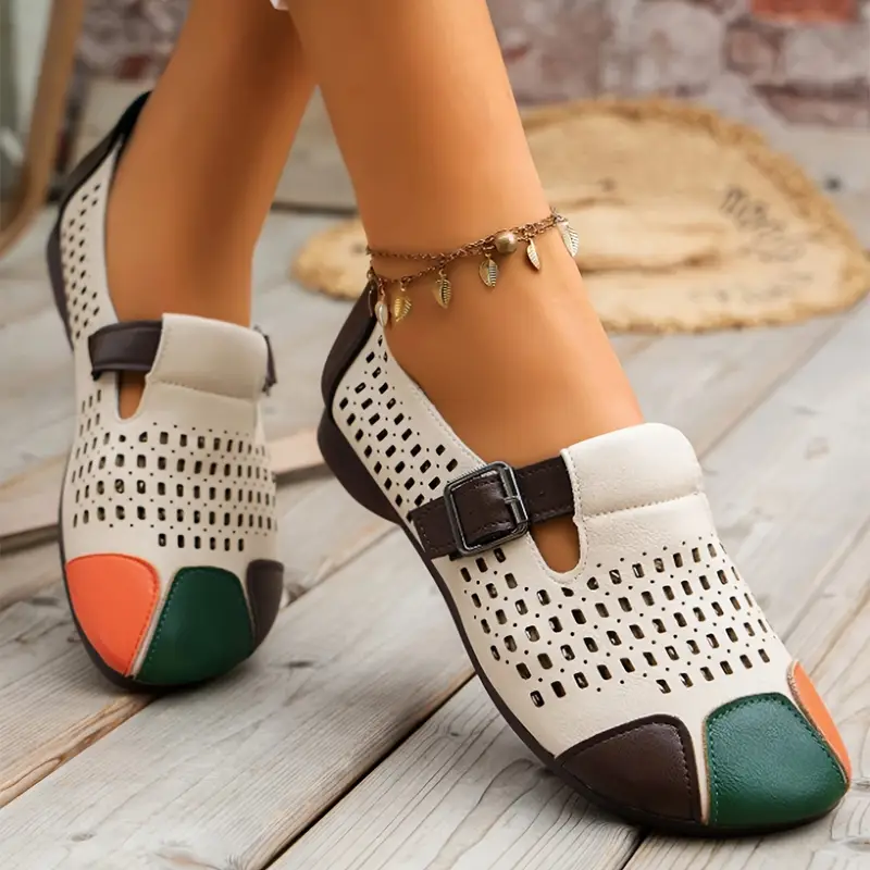 Fashionable & Breathable Vintage Buckle Flats