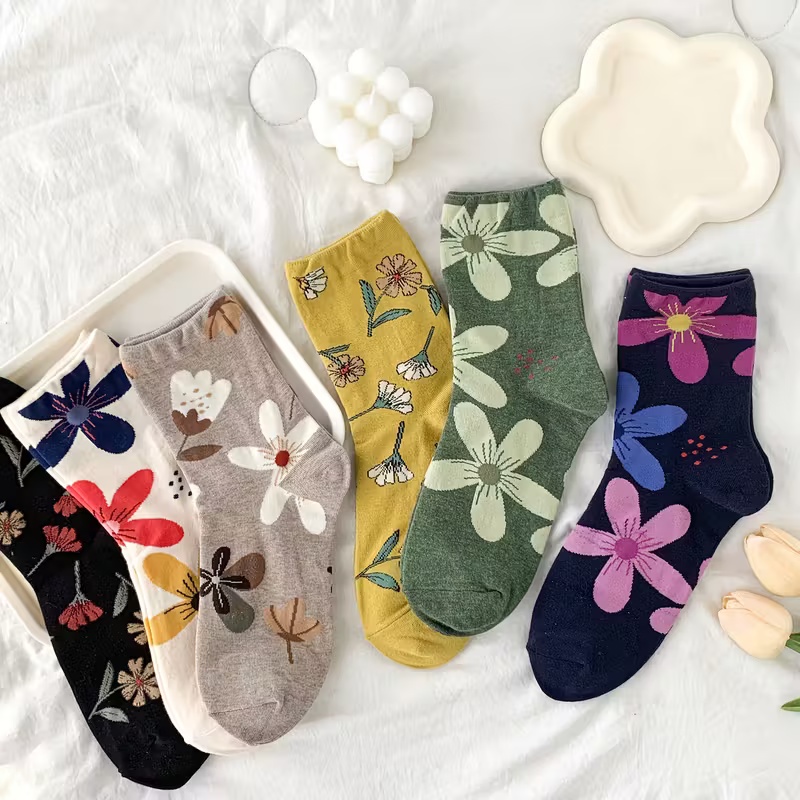 6-Pack Women's Floral Print Mid-Calf Socks