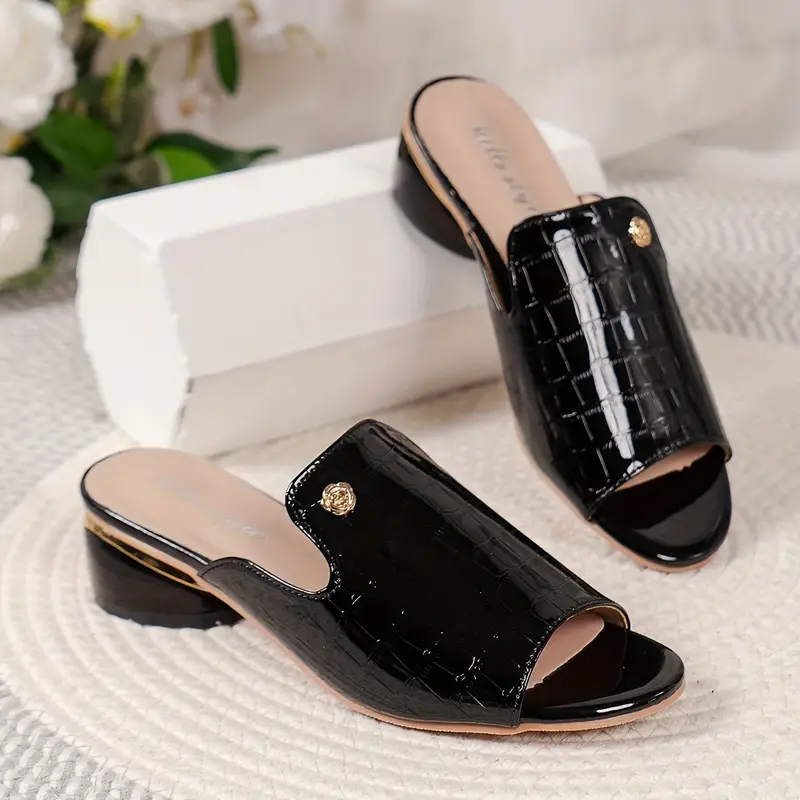 Women's Crocodile Pattern Chunky Heel Sandals