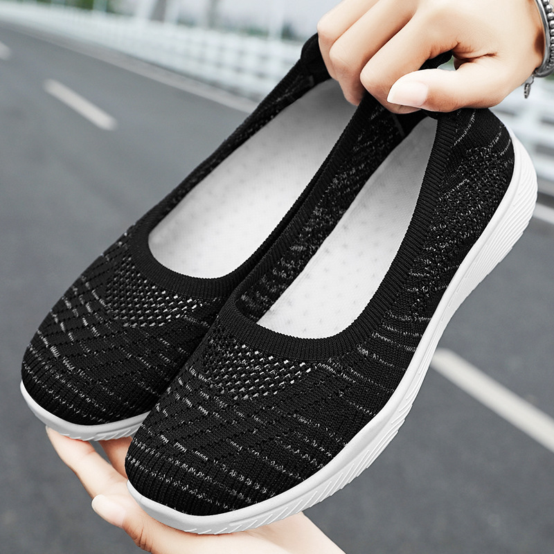 Soft-soled Breathable Fly-knit Slip-on Shoes