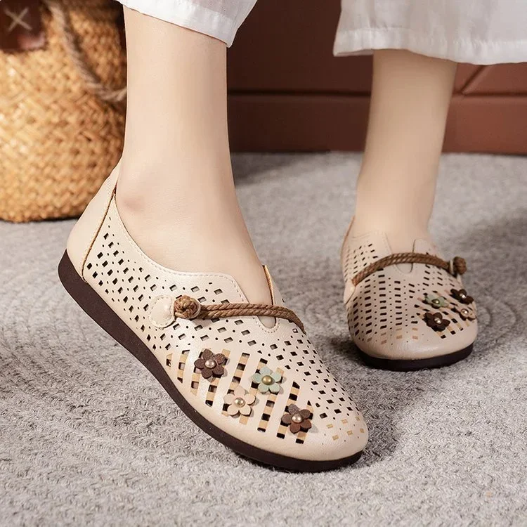 Women's Cutout Moccasin Retro Shoes