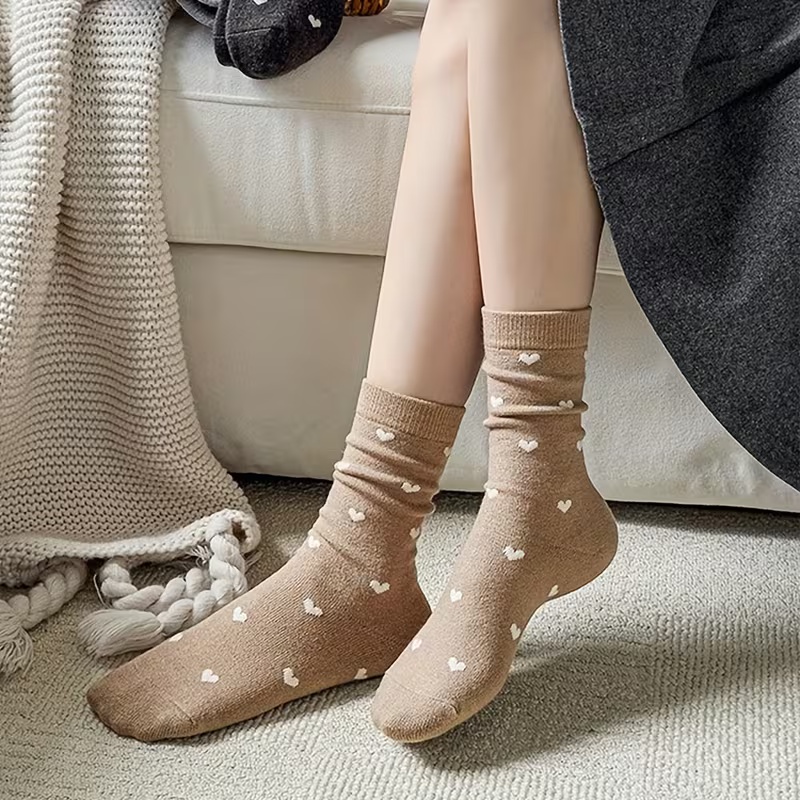 5 Pairs Women's Cozy Heart-Print Mid-Calf Socks