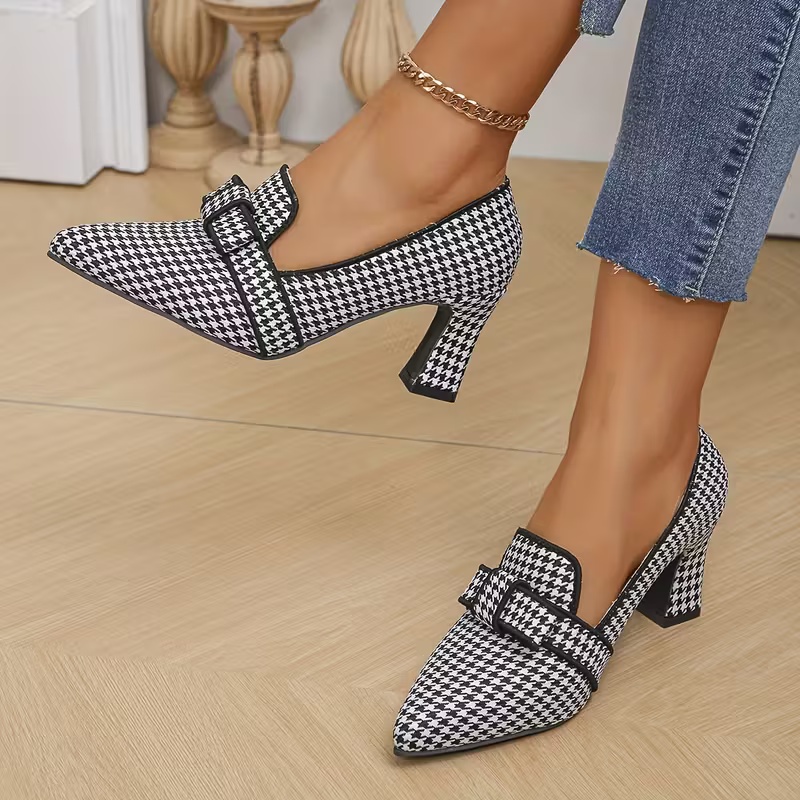 Women's Elegant And Versatile Checkered Pattern Chunky Heels Shoes