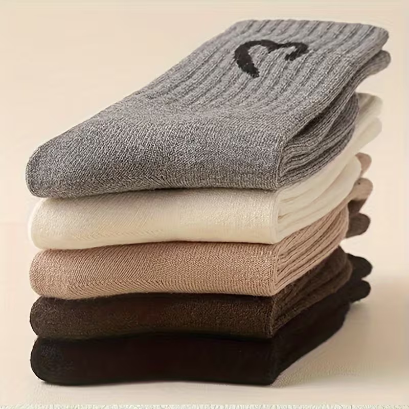 5 Pairs of Women's Semi-Heart Lightweight Breathable Socks