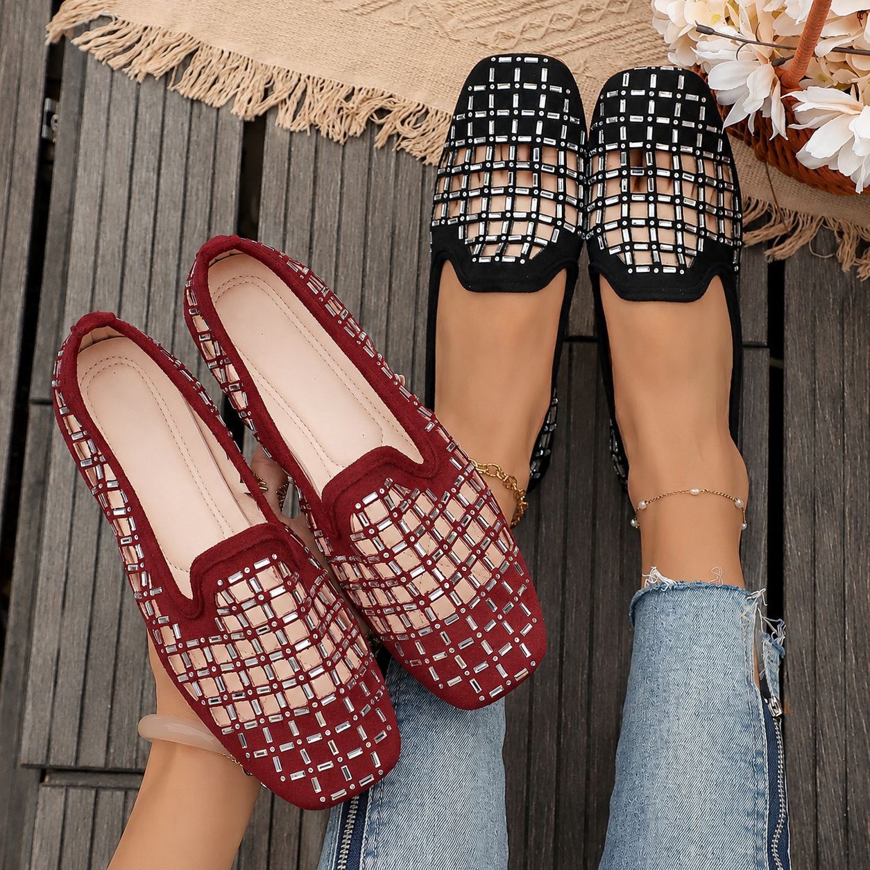Women's Hollow-Out Crystal Embellishments Shoes