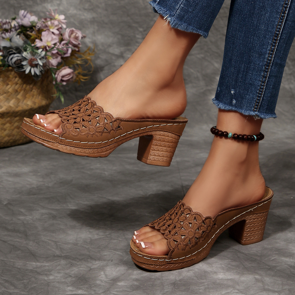 Women's New Summer Embroidered Chunky Heel Sandals
