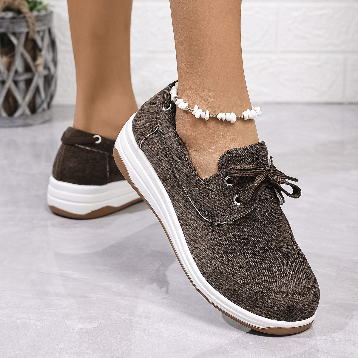 Breathable Fabric Thick Sole Slip-on Shoes