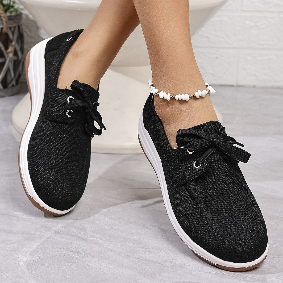 Breathable Fabric Thick Sole Slip-on Shoes