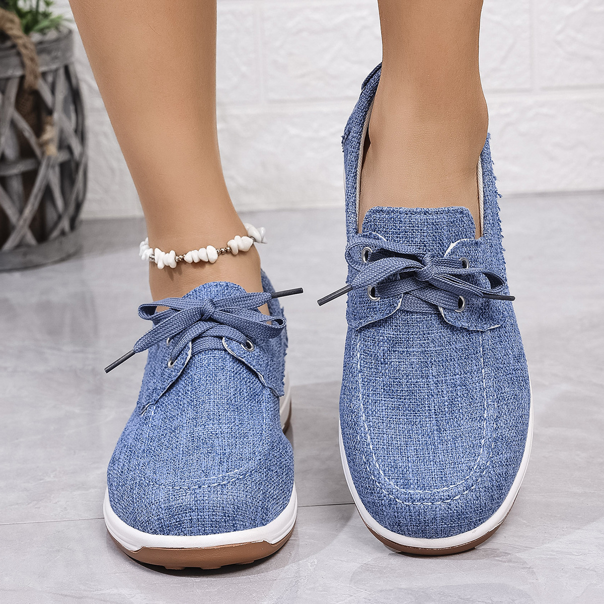 Breathable Fabric Thick Sole Slip-on Shoes
