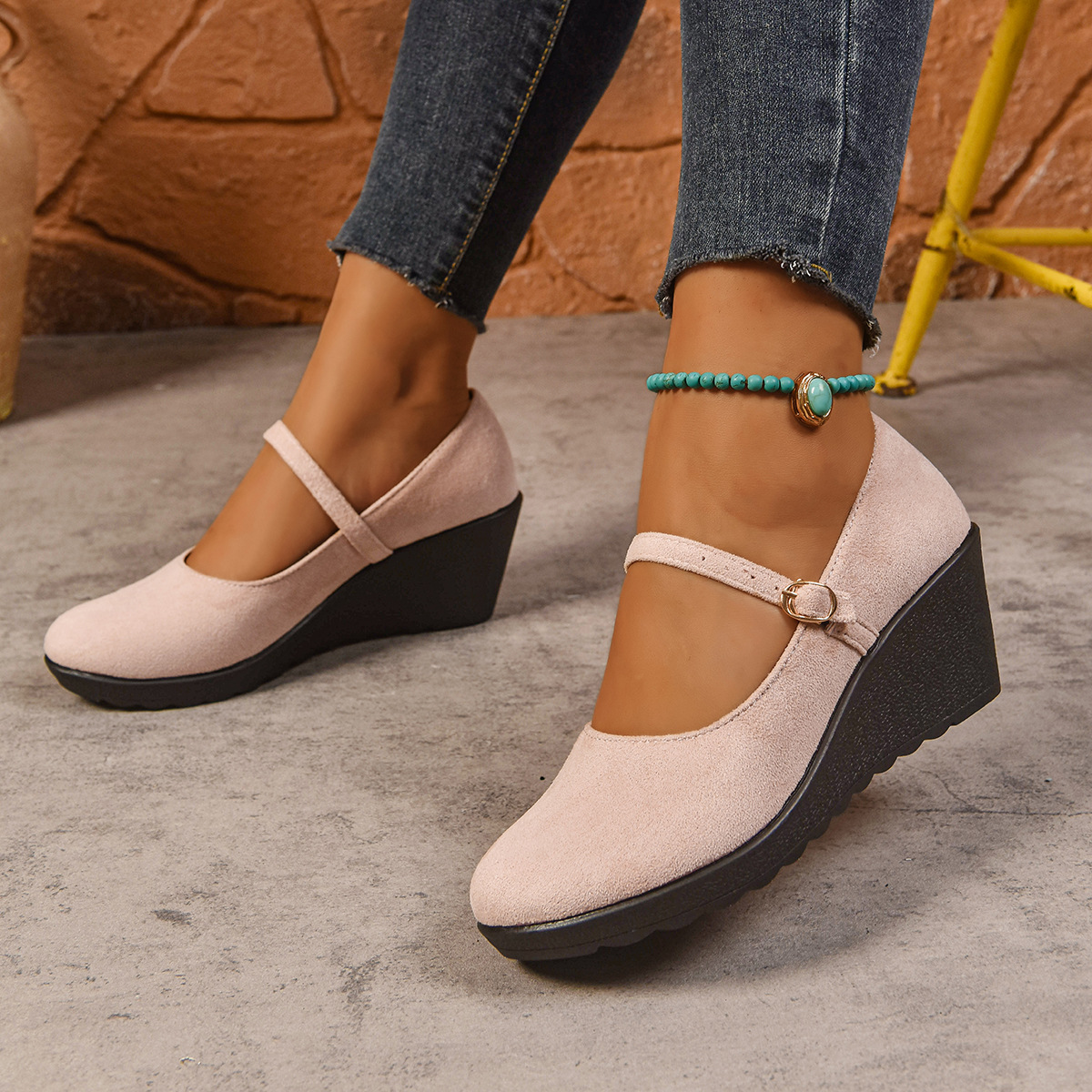 Comfortable Suede sSoft-soled Wedge-heel Round-toed Shoes