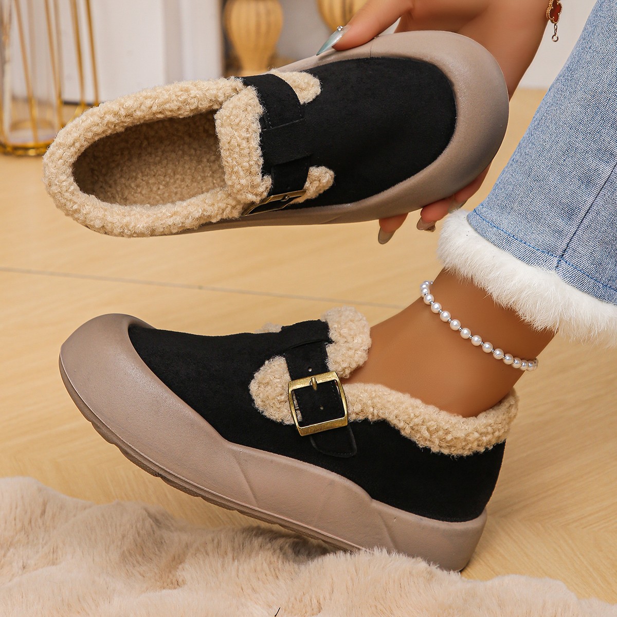 NEW ARRIVAL 70% OFF -  Women's Fleece-Lined Non-Slip Slip-On Boots 